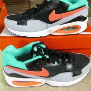 Nike Women’s Air Max